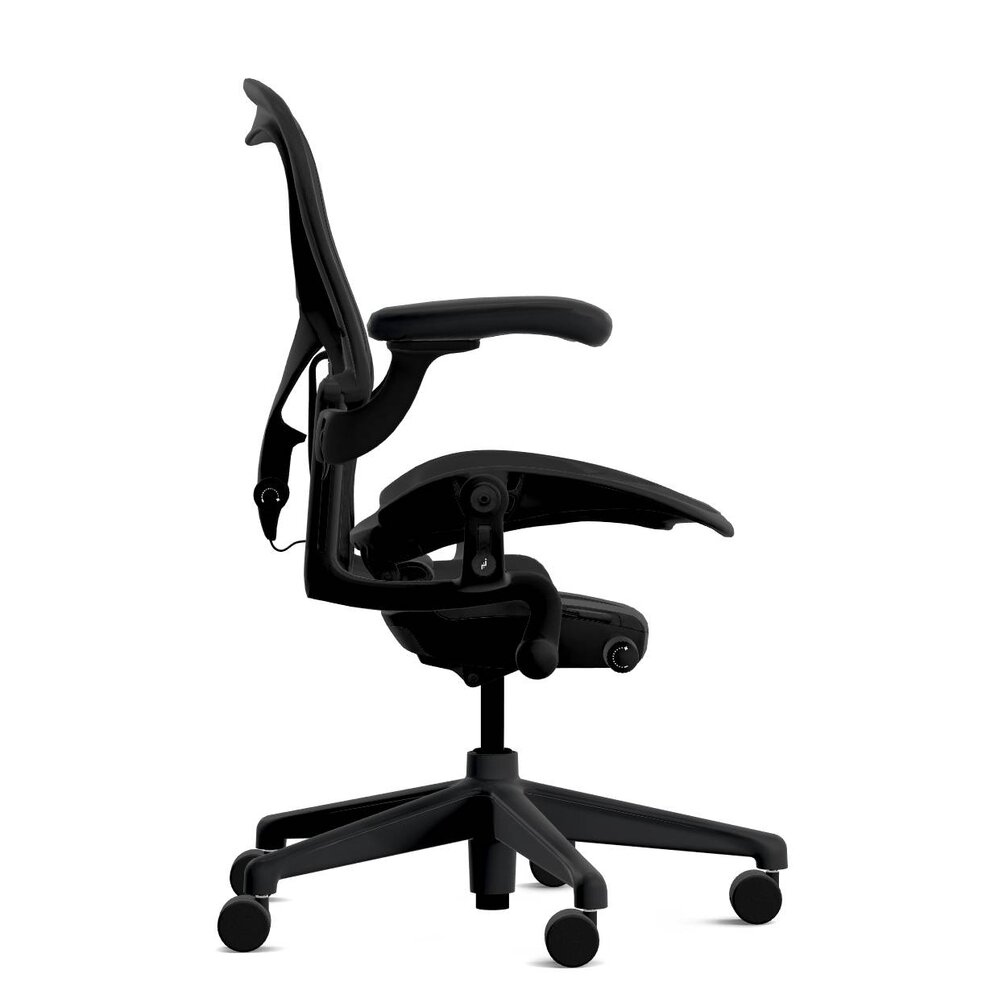 Herman Miller Aeron velikost B black edition