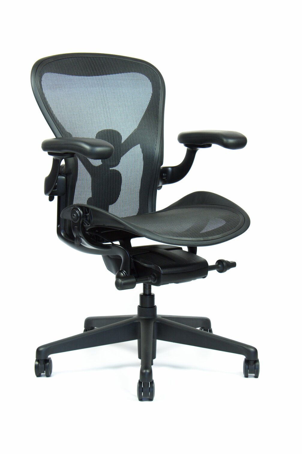 Herman Miller Aeron velikost B black edition